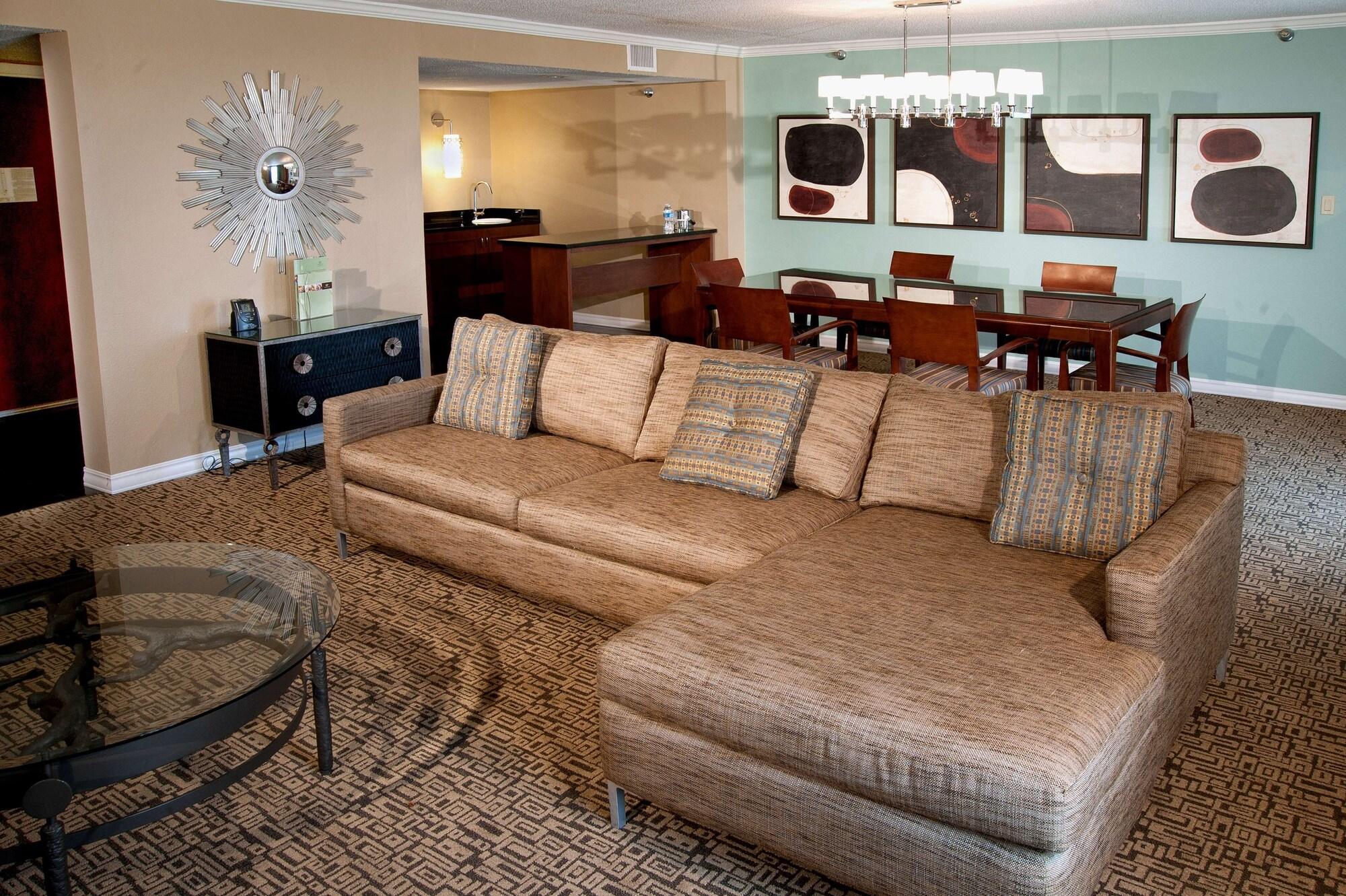 Doubletree By Hilton Collinsville/st.louis