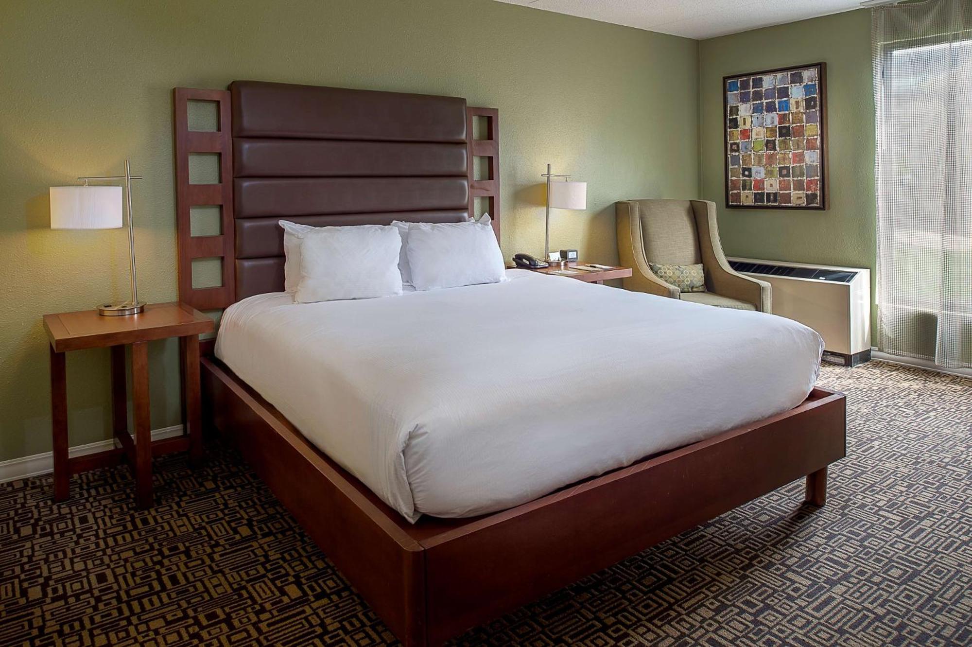 Hotel Doubletree By Hilton Collinsville/st.louis 4*